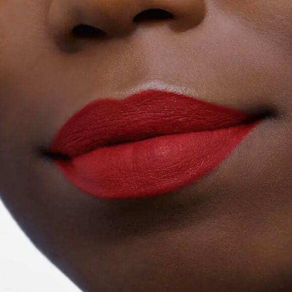 New Rouge Louboutin Velvet Matte Lipstick Red Dramadouce 005 (plastic cap) - Picture 7 of 15